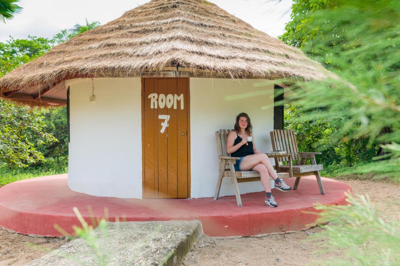 Tamba Kuruba Eco-Lodge Folonko Extérieur photo